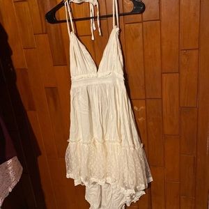 White/creamy flow dress